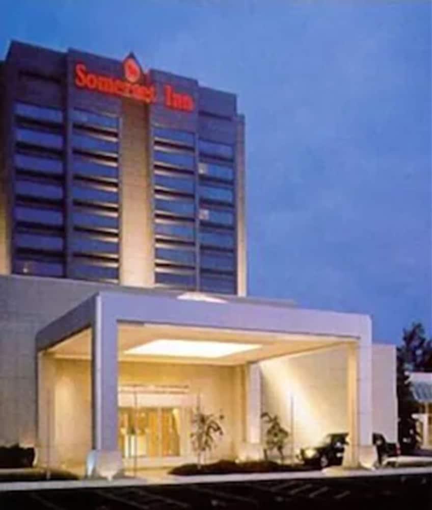 Somerset Inn Трой Екстер'єр фото