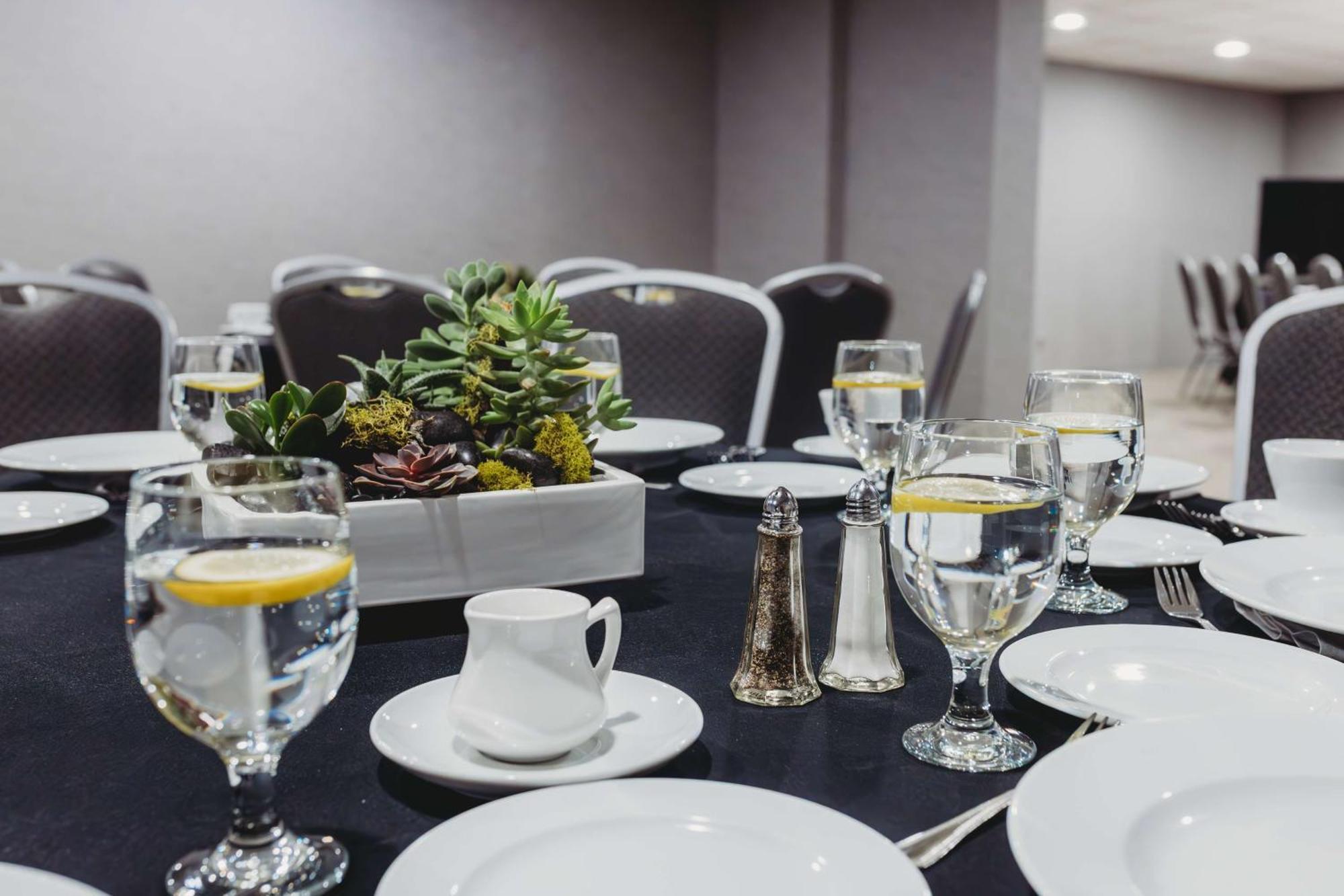 Somerset Inn Трой Екстер'єр фото